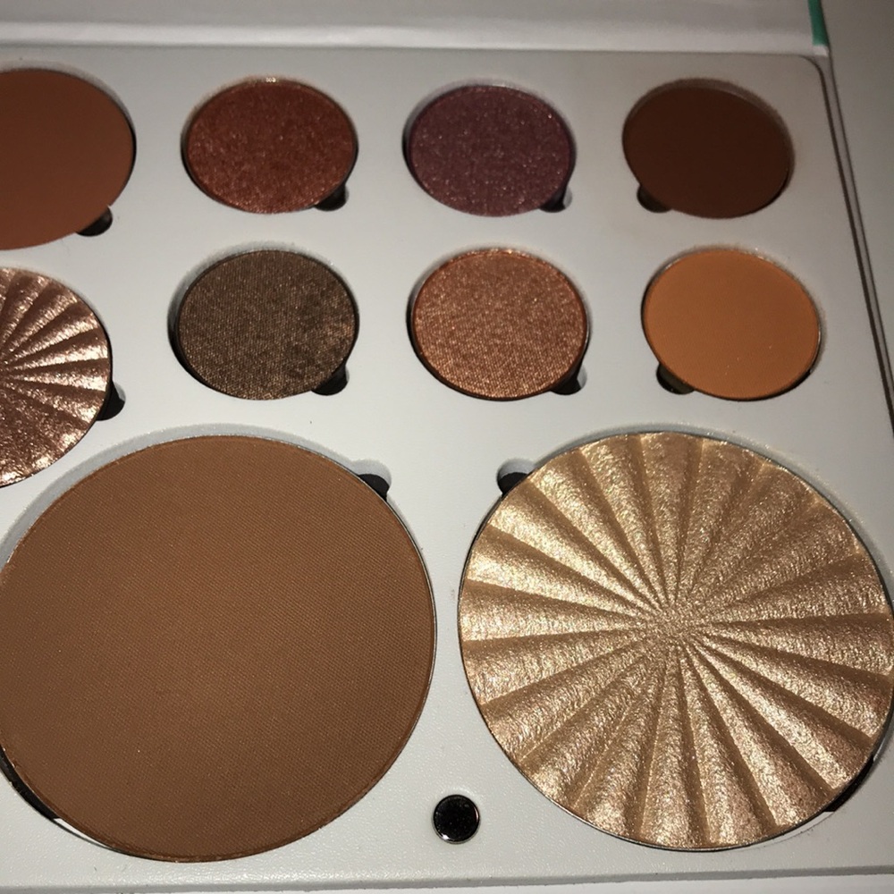 OFRA Boho refillable Pro Palette NEW in box - Picture 8 of 13